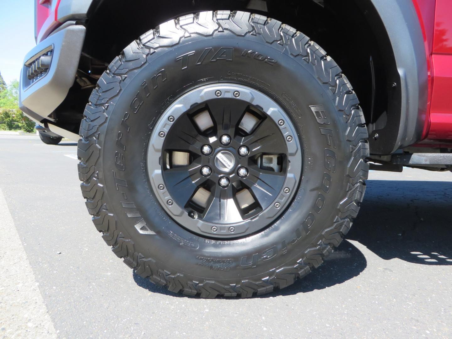 2018 MAROON /BLACK Ford F-150 Raptor SuperCrew 4WD (1FTFW1RG0JF) with an 3.5L engine, automatic transmission, located at 2630 Grass Valley Highway, Auburn, CA, 95603, (530) 508-5100, 38.937893, -121.095482 - Clean Raptor featuring a set of Eibach front springs, 37" BFG KO2 tires, and led fog lights. - Photo#8